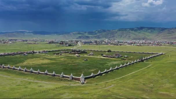 Kharkhorin erdene zuu Kloster in der Mongolei — Stockvideo