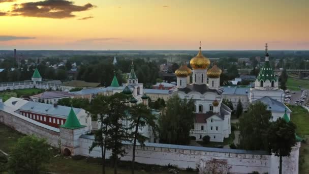 Ipatievsky kloster in kostroma bei untergang russland — Stockvideo