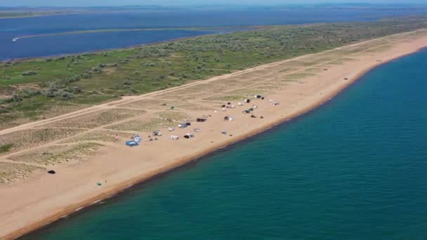 Kempování na písečné pláži, Černé moře — Stock video