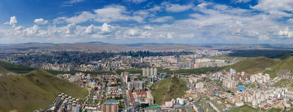 Ulaanbaatar Şehrinin Hava Manzarası Zaisan Tolgoi Moğolistan Anıtı — Stok fotoğraf