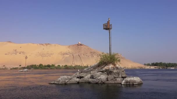 Tombs Nobles Mountain Nile River Aswan Egypt — Stock Video