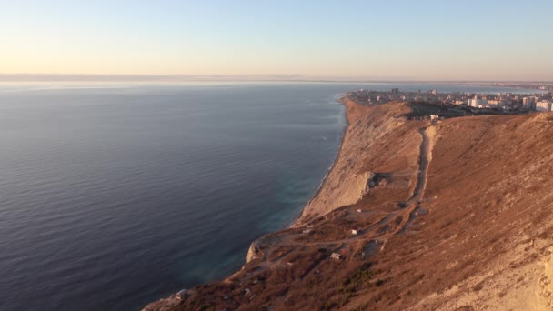 Utsikt Från Berget Anapa Stad Och Svarta Havet Vid Solnedgången — Stockvideo