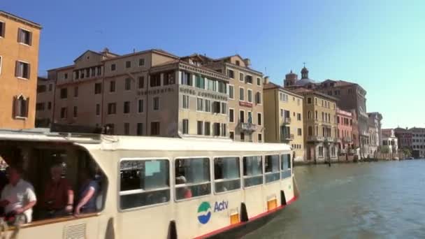 Венеция Италия Circa 2017 Вид Веницы Лодки Плывущей Гранд Каналу — стоковое видео
