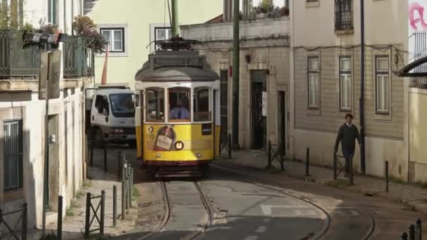 Lisbon Portugal Circa Feb 2019 Лісабонський Трамвай Який Вважається Одним — стокове відео