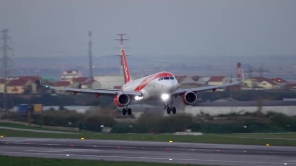 Lisboa Portugal Circa Feb 2019 Avião Airbus A320 Jxl Easyjet — Vídeo de Stock