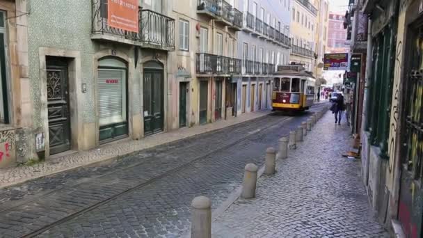 Lisboa Portugal Circa Feb 2019 Eléctrico Vintage Centro Histórico Lisboa — Vídeo de Stock