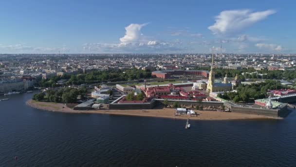 Vlucht Rond Peter Paul Vesting Het Centrum Van Petersburg Rusland — Stockvideo