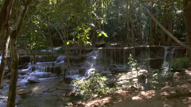 Cascada Huai Mae Khamin Provincia Kanchanaburi Tailandia — Vídeos de Stock