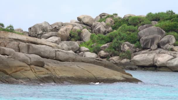 Landskap Med Stenar Och Stenar Similan Öarna Thailand — Stockvideo