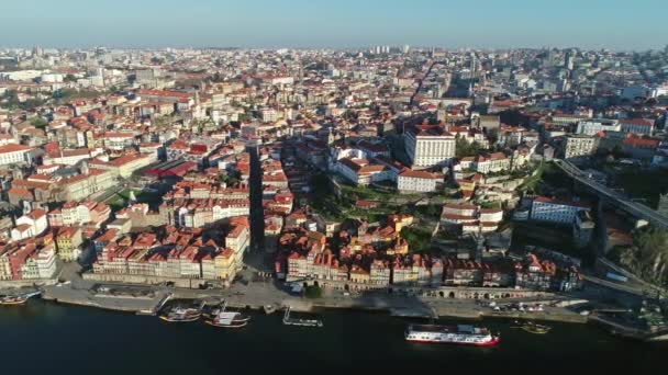 Flyga Över Dom Luis Bron Portos Historiska Stadsdel Morgonen Portugal — Stockvideo