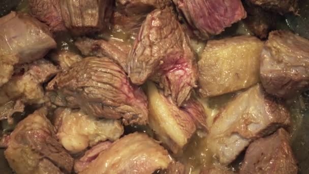 Raw Pieces Beef Meat Fried Pan Closeup — Stock Video