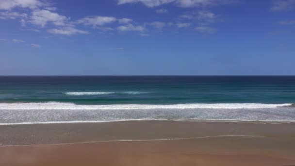 Hermoso Paisaje Con Playa Arena Costa Del Océano Atlántico Marruecos — Vídeos de Stock