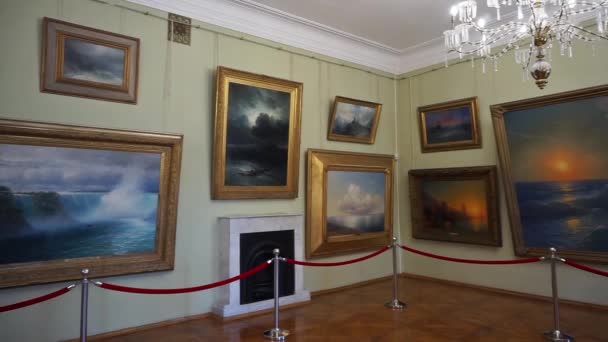 Feodsia クリミア Circa Aug 2019 アイヴァゾフスキー美術館の内部 海洋画博物館 — ストック動画