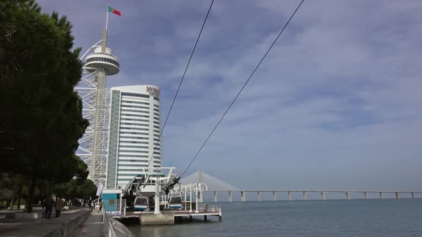 Lissabon Portugal Circa Feb 2019 Vasco Gama Tower Und Myriad — Stockvideo