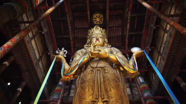 Buddha Statue Gandantegchinlen Kloster Ulaanbaatar Mongolei Kippblick — Stockvideo