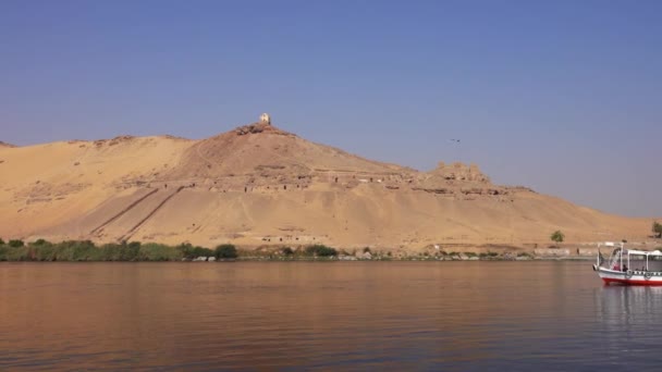 Tumbas de la montaña de los nobles en Egipto — Vídeos de Stock