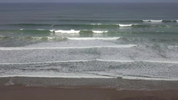 Пейзаж Атлантическими Большими Волнами Пляже Марокко — стоковое видео