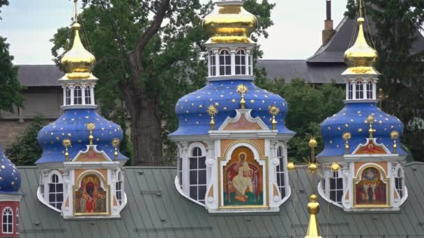 Pskov Grottor Kloster Eller Pskovo Pechersky Dormition Kloster Sommaren — Stockvideo