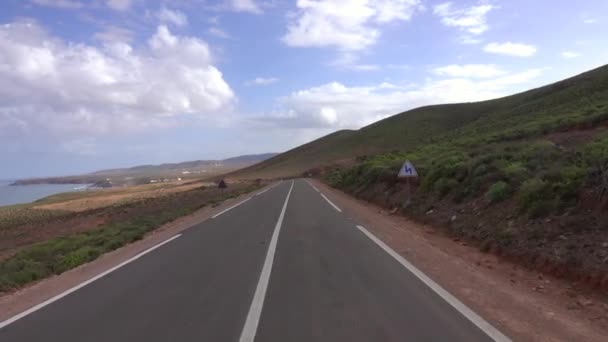 Widok Samochodu Jadącego Drogą Wzdłuż Wybrzeża Atlantyku Maroko Afryka — Wideo stockowe
