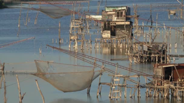 Traditionella Fiskenät Gamla Fiskfällan Vid Lagunen Ulcinj Montenegro — Stockvideo