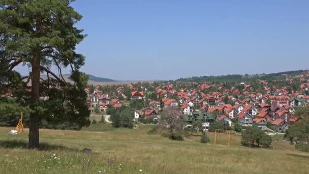 Vista Sulla Città Zlatibor Serbia Dalla Collina Estate Panorama — Video Stock
