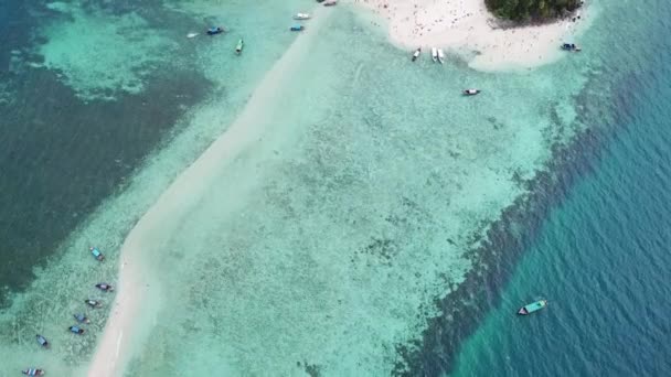 Vista Aérea Playa Entre Las Islas Tropicales Krabi Tailandia — Vídeo de stock