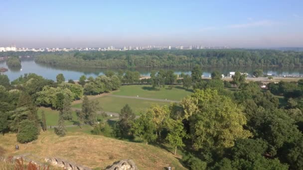 Veduta Panoramica Della Fortezza Belgrado Del Parco Kalemegdan Dei Fiumi — Video Stock