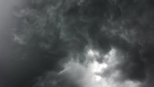 Donkere Storm Wolken Bewegen Snel Timelapse — Stockvideo