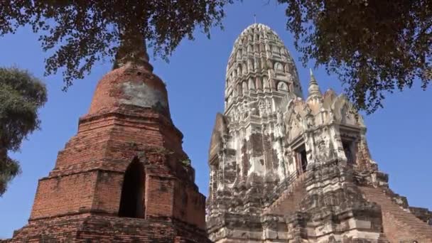 Ancient Temple Wat Ratchaburana Ayuthaya Historical Park Thailand — Stock Video