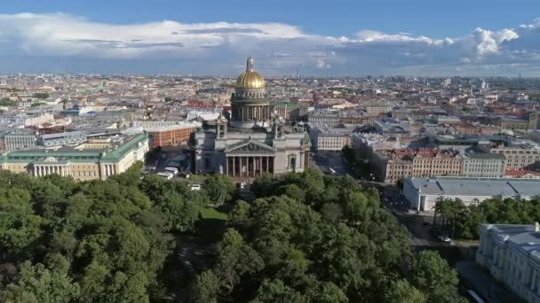 Petersburg Rusya Nın Merkezindeki Saint Isaac Katedrali Yakın Bir Uçuş — Stok video