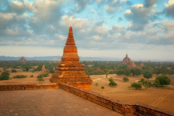 Paisagem Com Templos Bagan Myanmar Birmânia — Fotografia de Stock