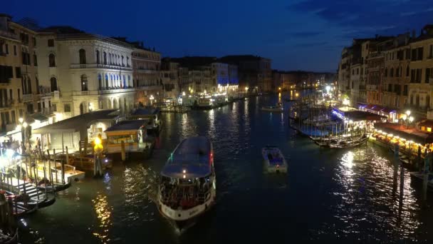 Widok Canal Grande Mostu Rialto Wenecji Nocy Timelapse — Wideo stockowe