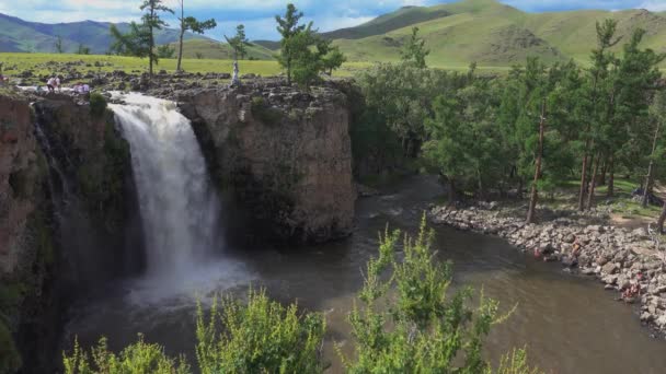 Orkhon waterfall in central Mongolia — Stockvideo