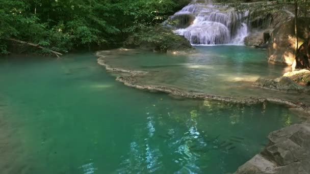 Waterval Van Erawan Met Vis Water Provincie Kanchanaburi Thailand — Stockvideo