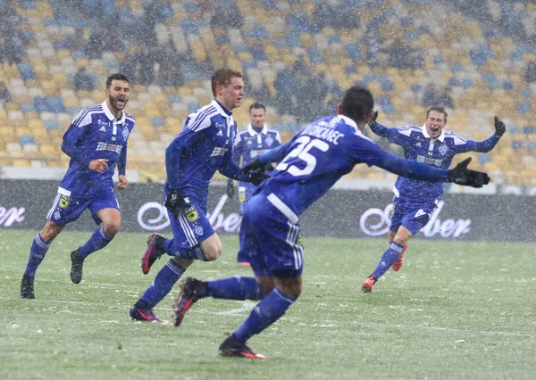 Mistrovství Ukrajiny: Fc Dynamo Kyjev v Zorya Luhansk — Stock fotografie