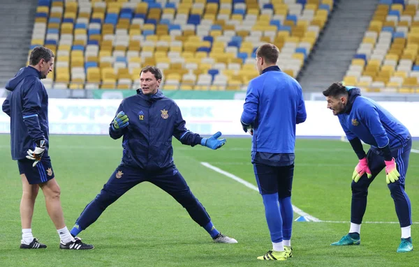 Trening z narodowej reprezentacji Ukrainy w Kijowie — Zdjęcie stockowe