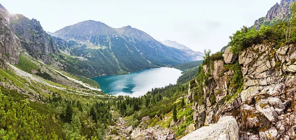 Panoramatický pohled Polsko jezera, Vysoké Tatry, Morskie Oko — Stock fotografie