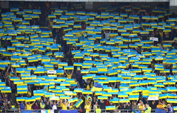 FIFA Dünya Kupası 2014 niteleyici oyun Ukrayna v İngiltere