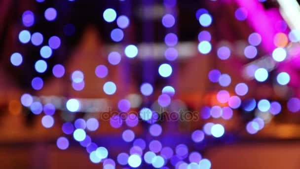 Bokeh hecho de decoraciones de luces de Navidad — Vídeo de stock