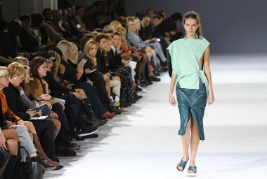 39 Ukrayna moda haftası Kiev, Ukrayna