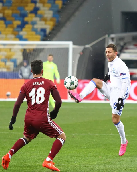 Liga mistrů UEFA hru Fc Dynamo Kyjev v Besiktas — Stock fotografie