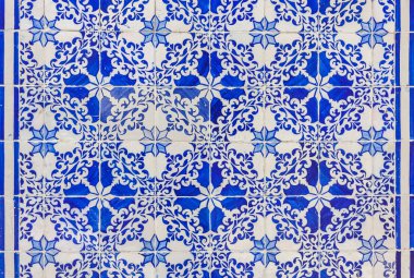 Tipik Portekizce eski seramik duvar karoları (Azulejos) Lizbon, 