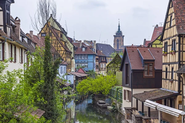 Schöne Aussicht auf die historische Stadt Colmar, Elsass, Frankreich — Stockfoto