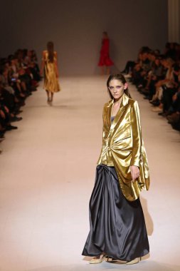 39 Ukrayna moda haftası Kiev, Ukrayna