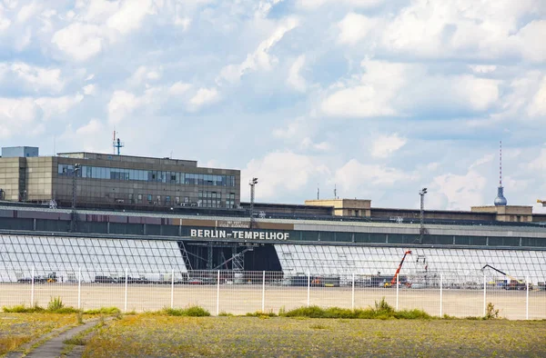 Berlin Tempelhof Före Detta Flygplats Berlin City Tyskland Upphörde Verksamheten — Stockfoto