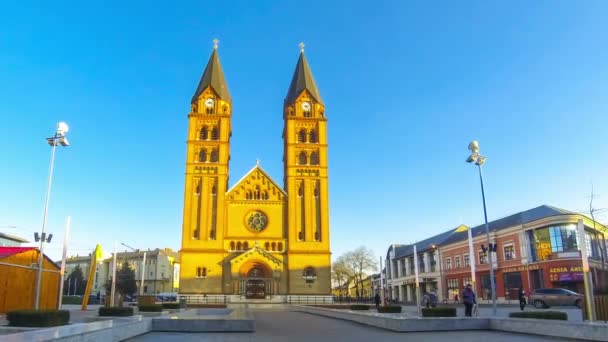 Mitkathedrale unserer Dame in der Stadt Niregyhaza, Debrecen — Stockvideo