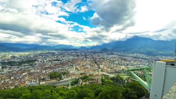 Malebný pohled na město Grenoble, Francie — Stock video