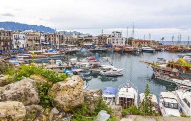 Girne (Girne) eski liman, Kuzey Kıbrıs Türk Cumhuriyeti