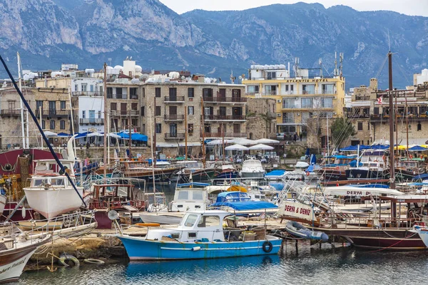 凯里尼亚 （吉默） 旧港，北塞浦路斯 — 图库照片
