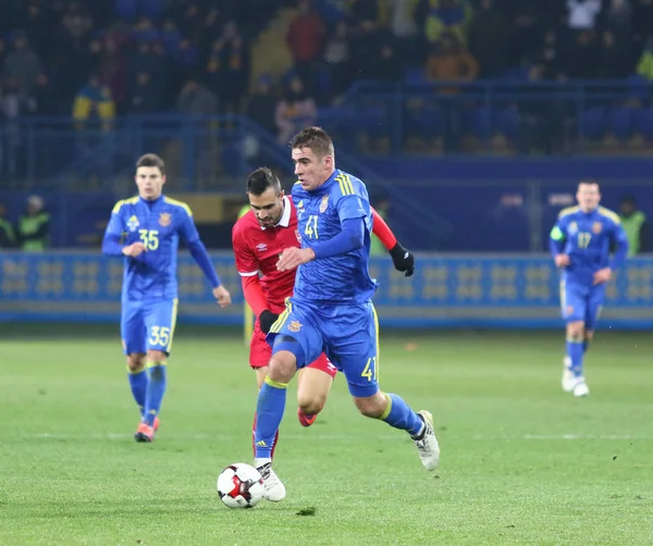 Amistoso juego Ucrania v Serbia en Kharkiv —  Fotos de Stock